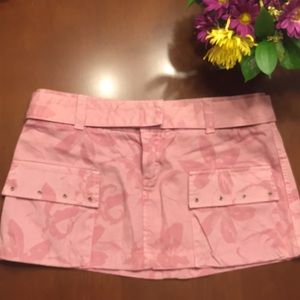 GUESS floral print skirt
